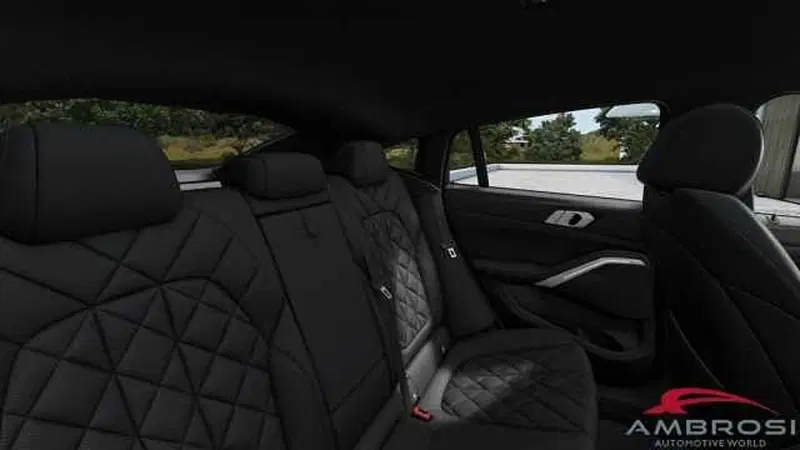 BMW X6 nuova a Viterbo (11)