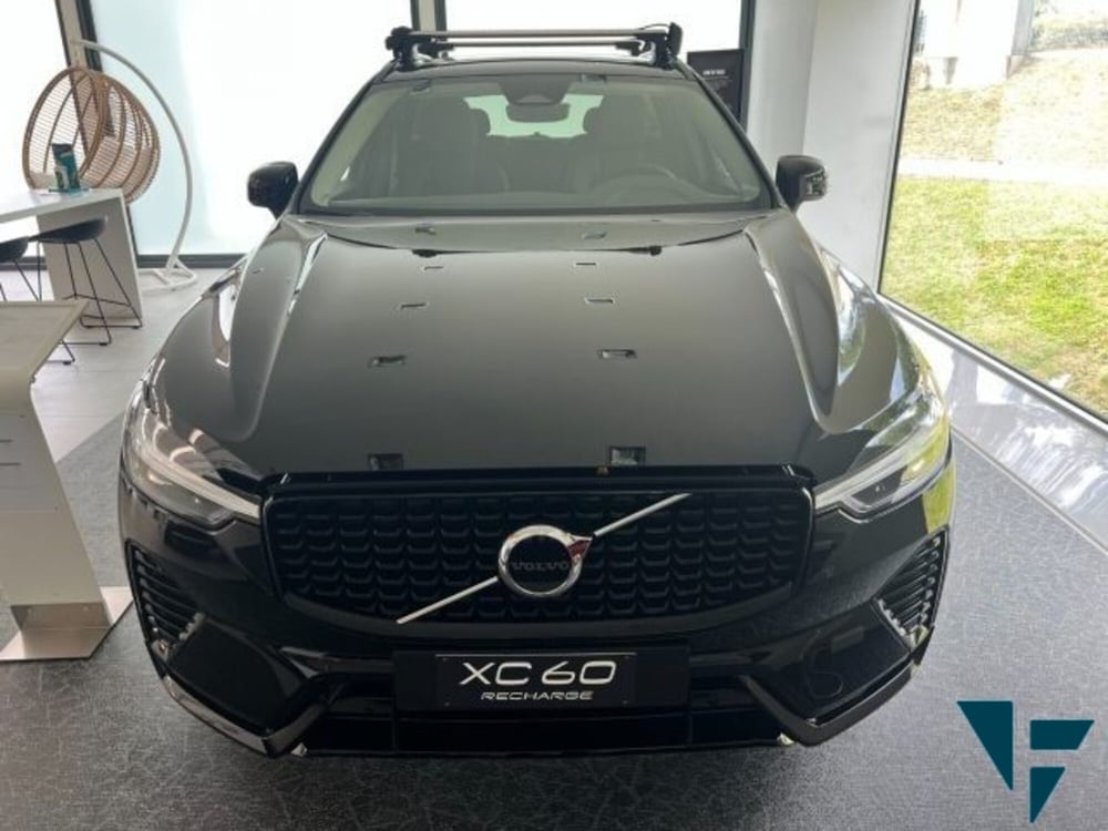 Volvo XC60 nuova a Udine (3)