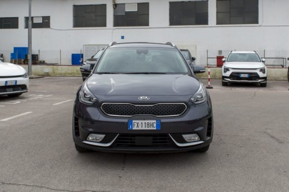 Kia Niro usata a Latina (2)