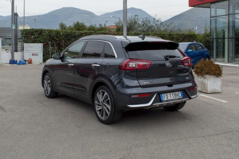 Kia Niro usata a Latina (5)