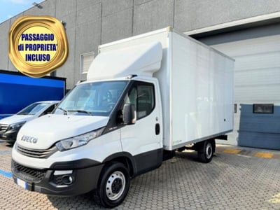 Iveco Daily Telaio 35S14 2.3 HPT PLM Cabinato  del 2018 usata a Filago