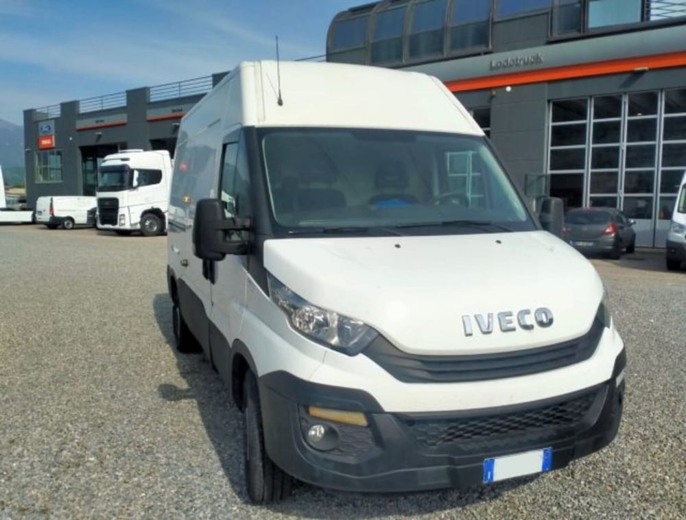 Iveco Daily Furgone usata a Bergamo (2)