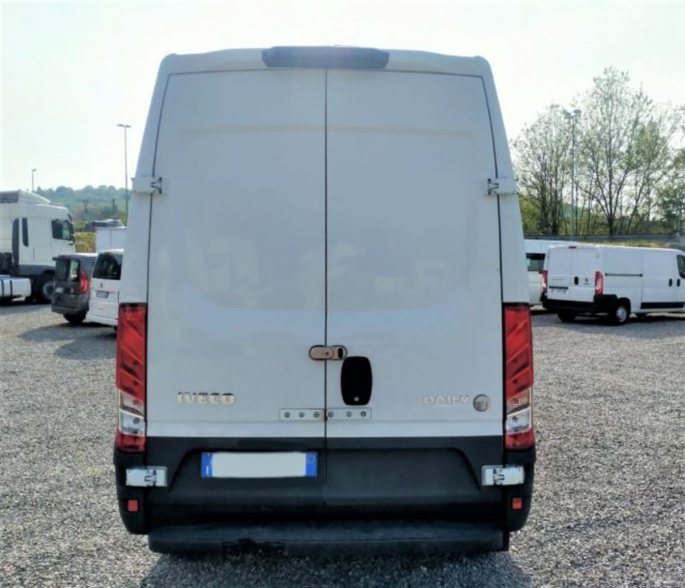 Iveco Daily Furgone usata a Bergamo (4)