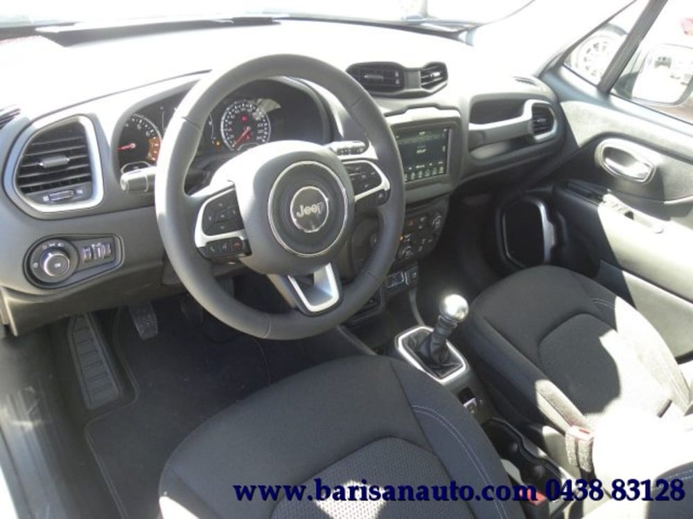 Jeep Renegade nuova a Treviso (9)