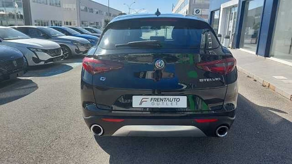 Alfa Romeo Stelvio usata a Ancona (7)