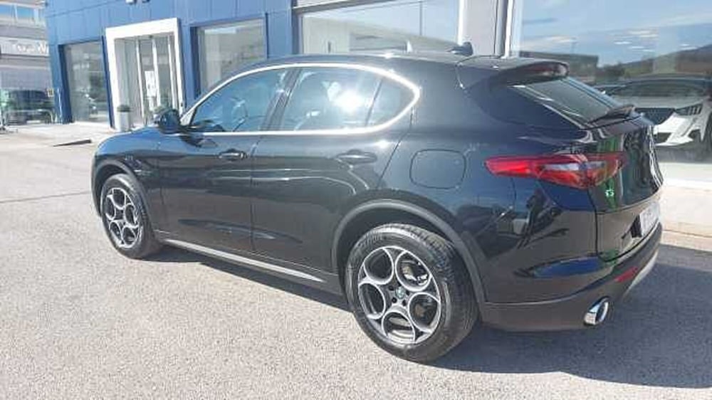 Alfa Romeo Stelvio usata a Ancona (8)