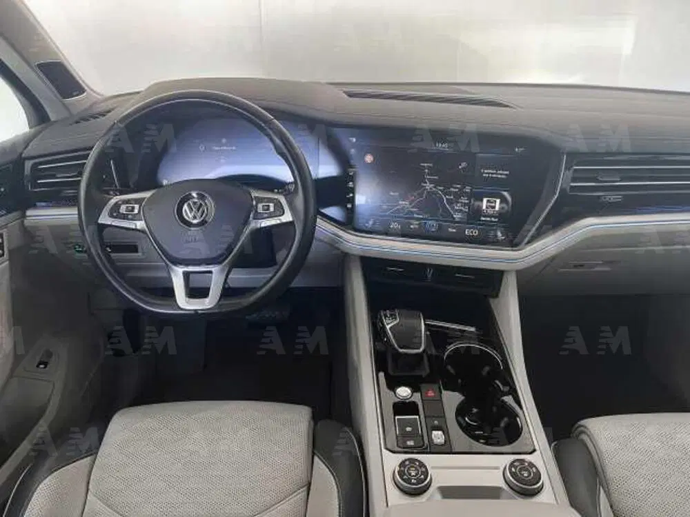 Volkswagen Touareg usata a Padova (5)