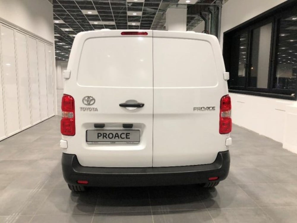 Toyota Proace nuova a Cuneo (5)