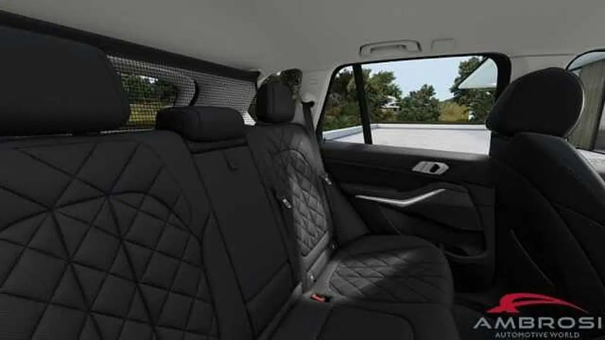 BMW X5 nuova a Viterbo (11)
