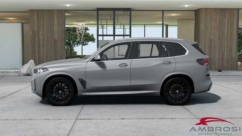BMW X5 nuova a Viterbo (3)