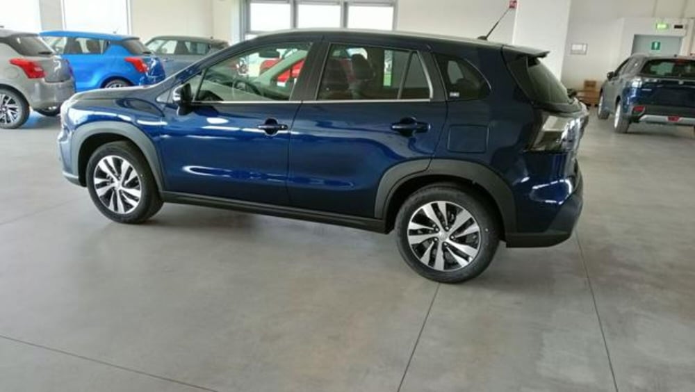 Suzuki S-Cross nuova a Milano (2)