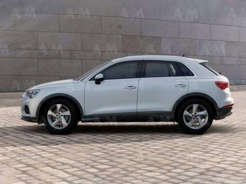 Audi Q3 nuova a Padova (3)