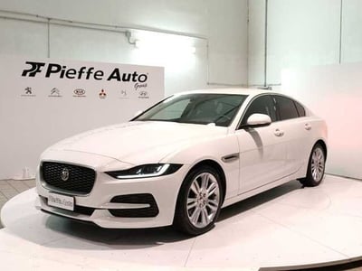 Jaguar XE 2.0 D 180 CV aut. S del 2019 usata a Teramo