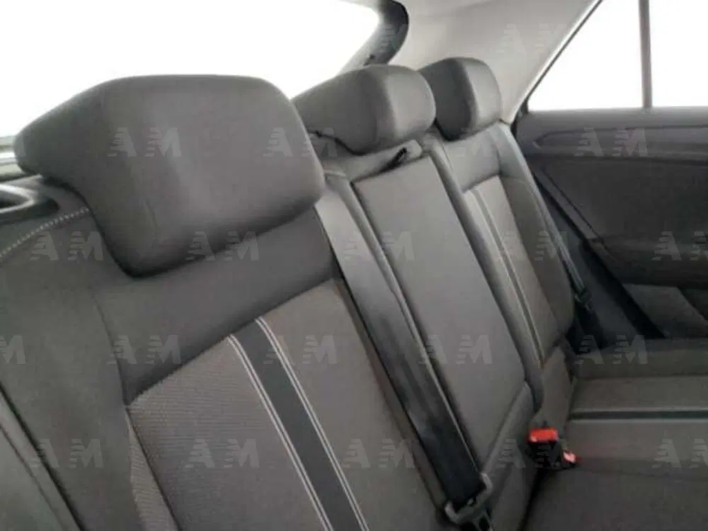 Volkswagen T-Roc usata a Padova (10)