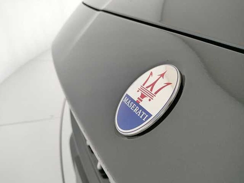 Maserati Ghibli usata a Caserta (18)