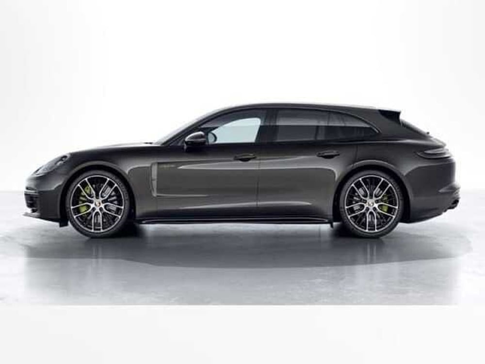 Porsche Panamera Sport Turismo nuova a Vicenza (2)