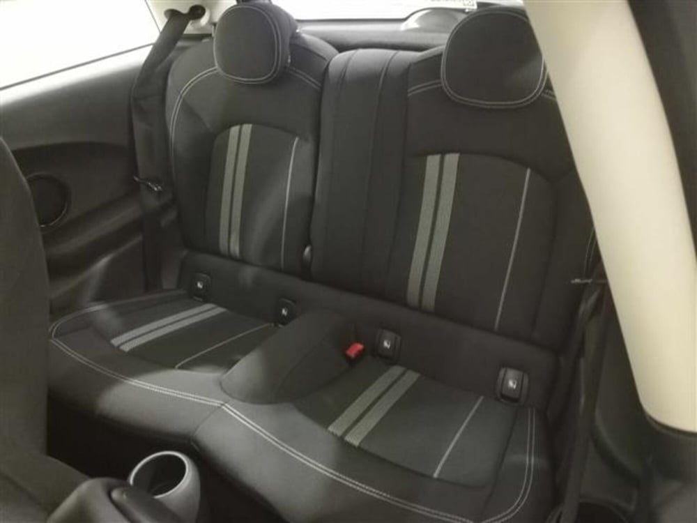 MINI Mini nuova a Salerno (7)