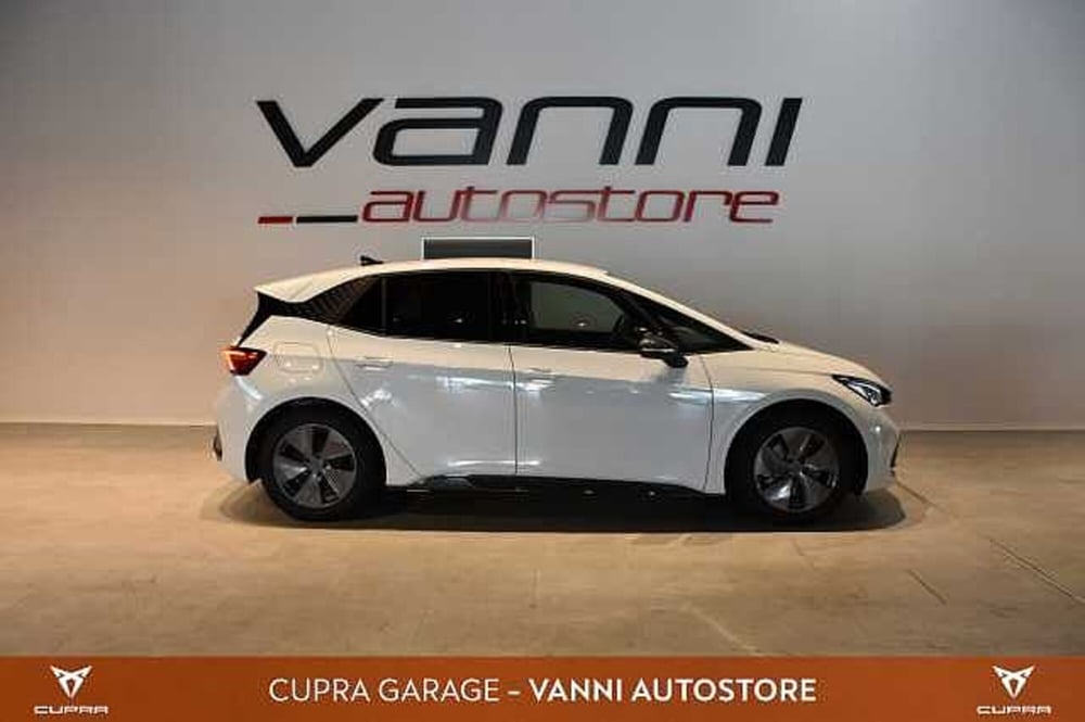 Cupra Born nuova a Verona (3)