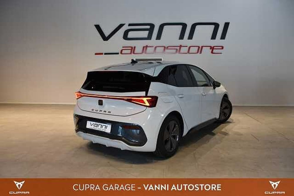 Cupra Born nuova a Verona (4)