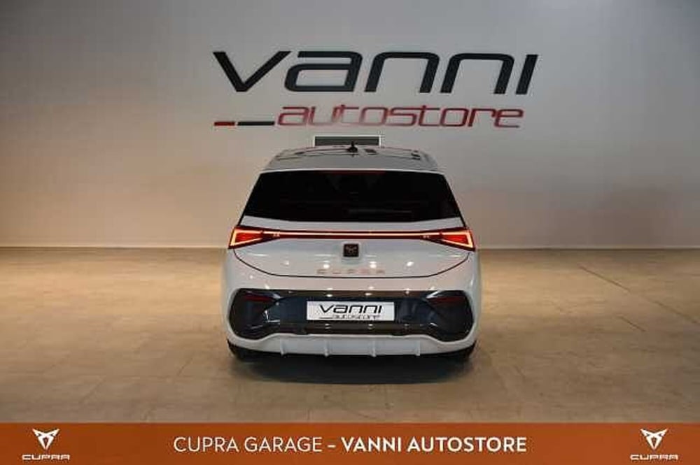 Cupra Born nuova a Verona (5)