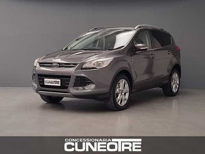 Ford Kuga 2.0 TDCI 140 CV 4WD Powershift Titanium del 2013 usata a Cuneo