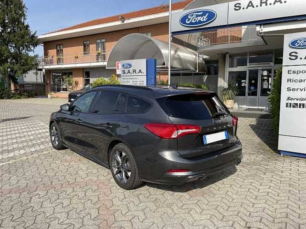 Ford Focus Station Wagon usata a Torino (3)