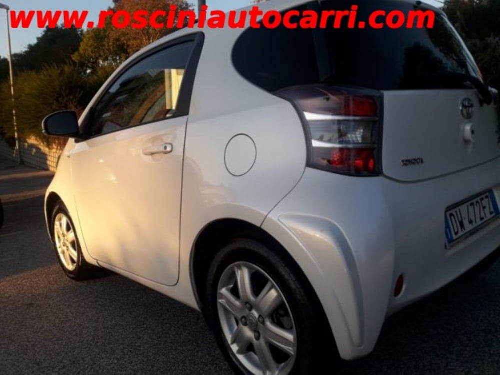 Toyota iQ usata a Roma (2)