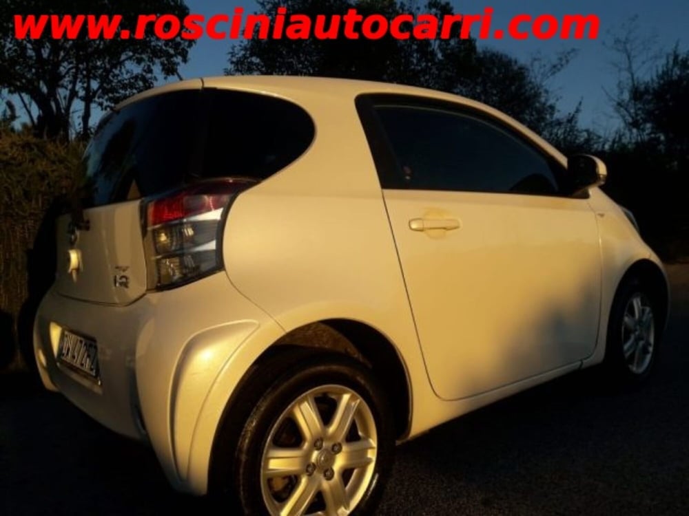 Toyota iQ usata a Roma (4)