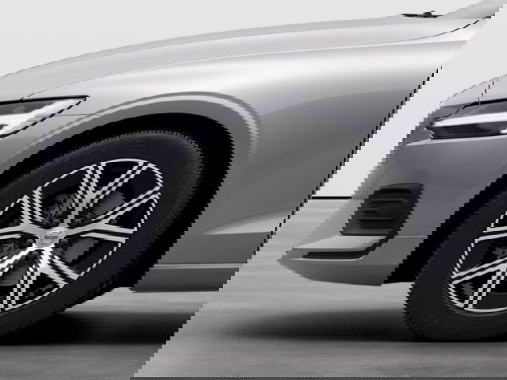 Volvo V60 nuova a Modena (8)