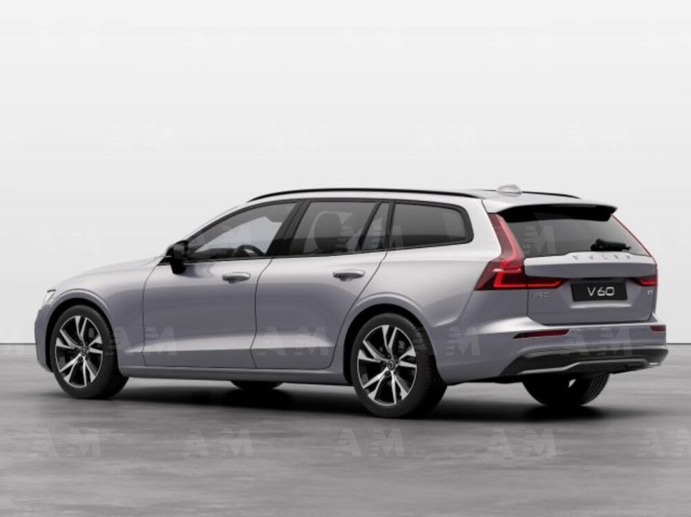 Volvo V60 nuova a Modena (4)