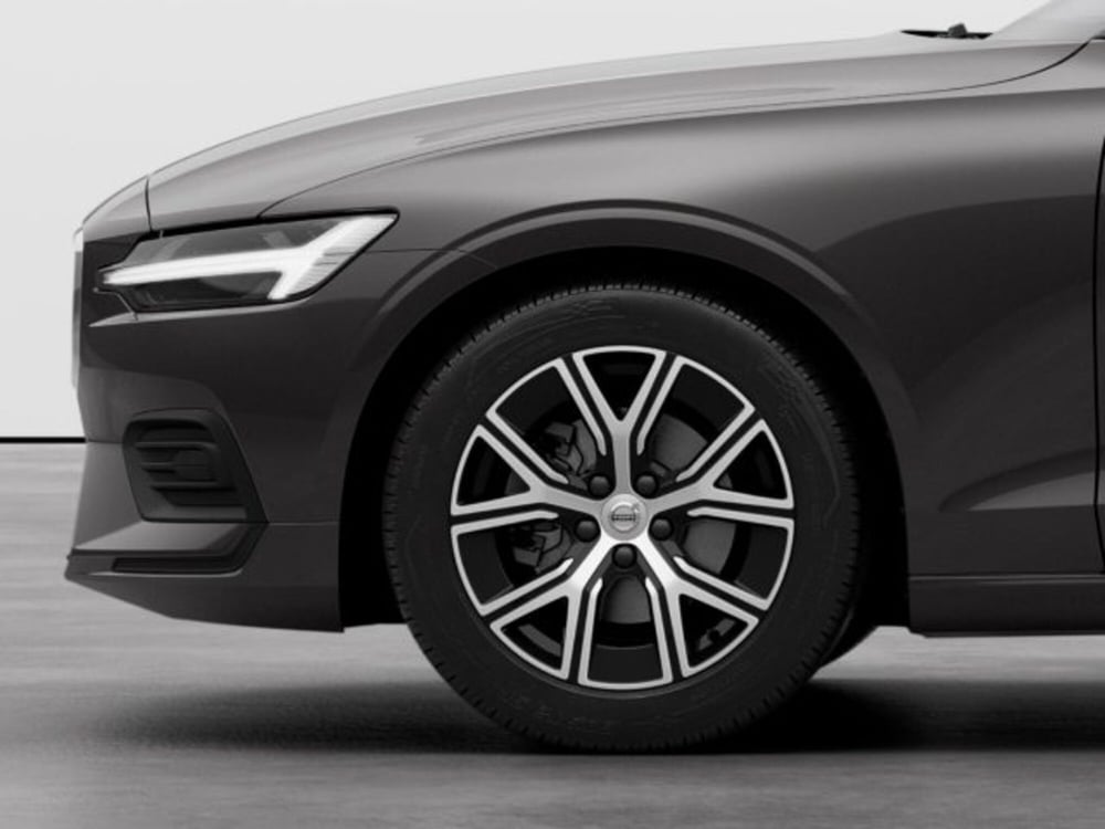 Volvo V60 nuova a Modena (8)