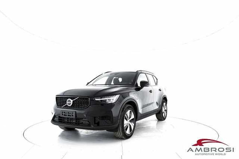 Volvo XC40 nuova a Perugia