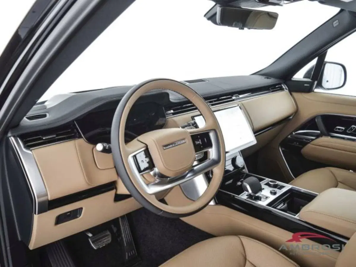 Land Rover Range Rover Sport nuova a Perugia (5)