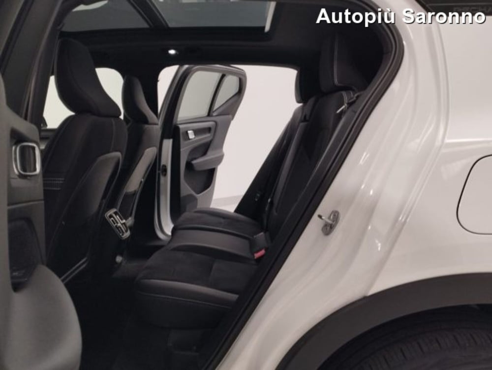 Volvo XC40 usata a Varese (10)