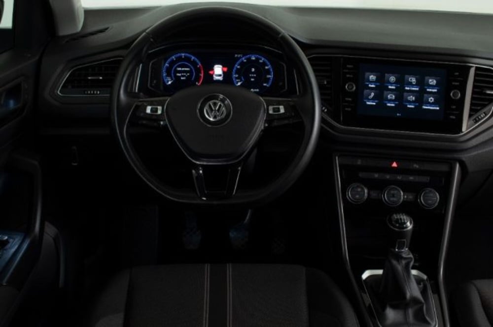 Volkswagen T-Roc usata a Novara (7)