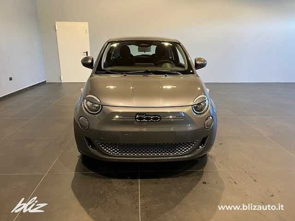 Fiat 500e Cabrio nuova a Udine (2)