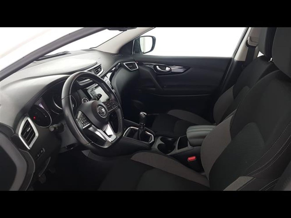 Nissan Qashqai usata a Milano (14)