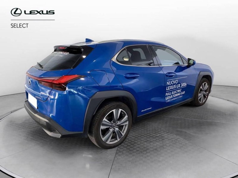 Lexus UX usata a Torino (5)