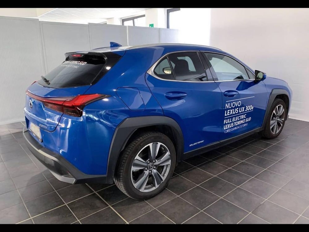 Lexus UX usata a Torino (4)