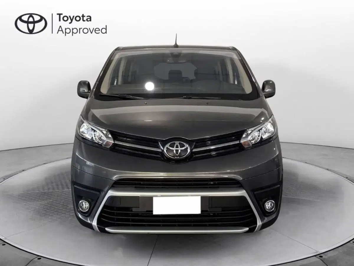 Toyota Proace Verso usata a Torino (2)