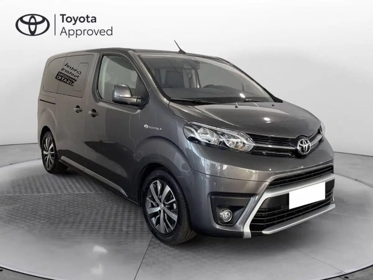 Toyota Proace Verso usata a Torino (3)