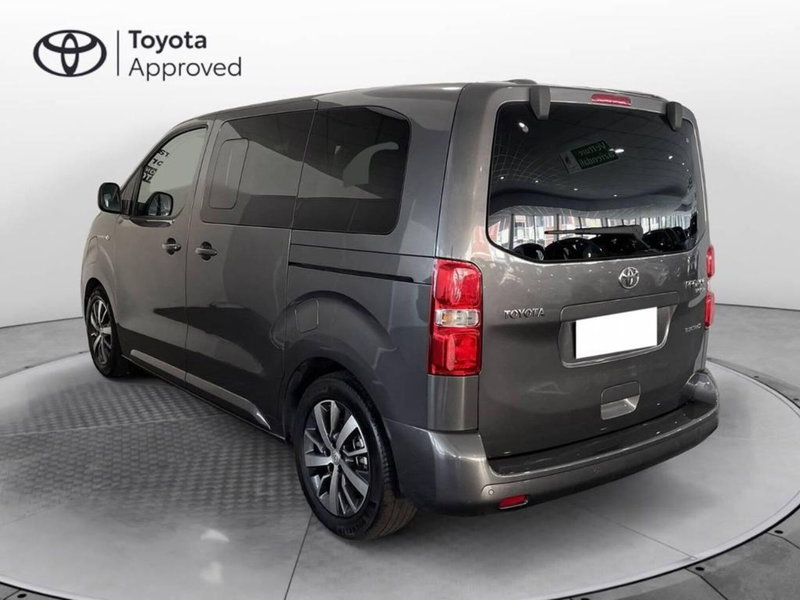 Toyota Proace Verso usata a Torino (4)
