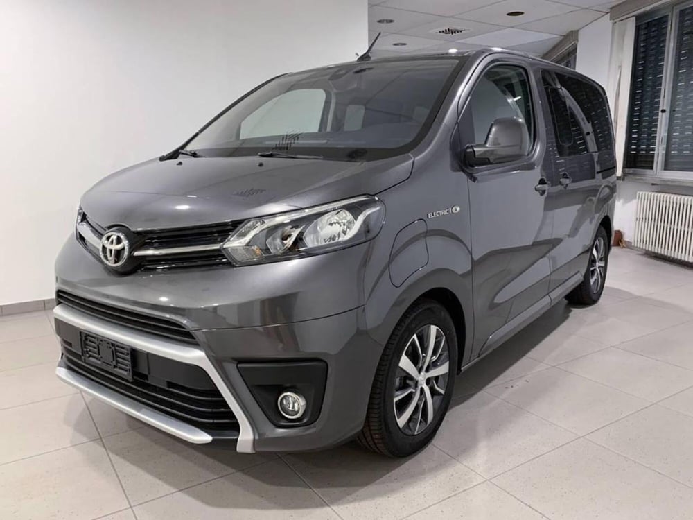 Toyota Proace Verso usata a Torino (2)