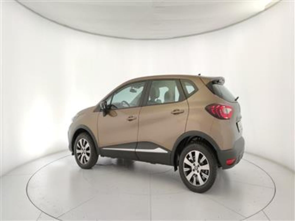 Renault Captur usata a Bari (4)