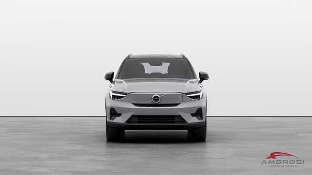 Volvo XC40 nuova a Viterbo (5)