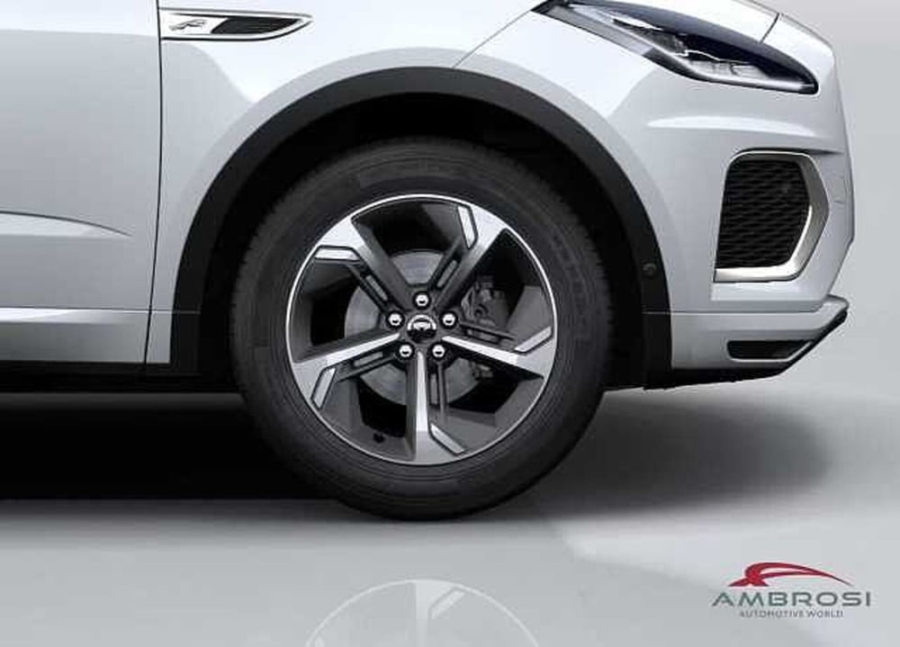 Jaguar E-Pace nuova a Viterbo (8)