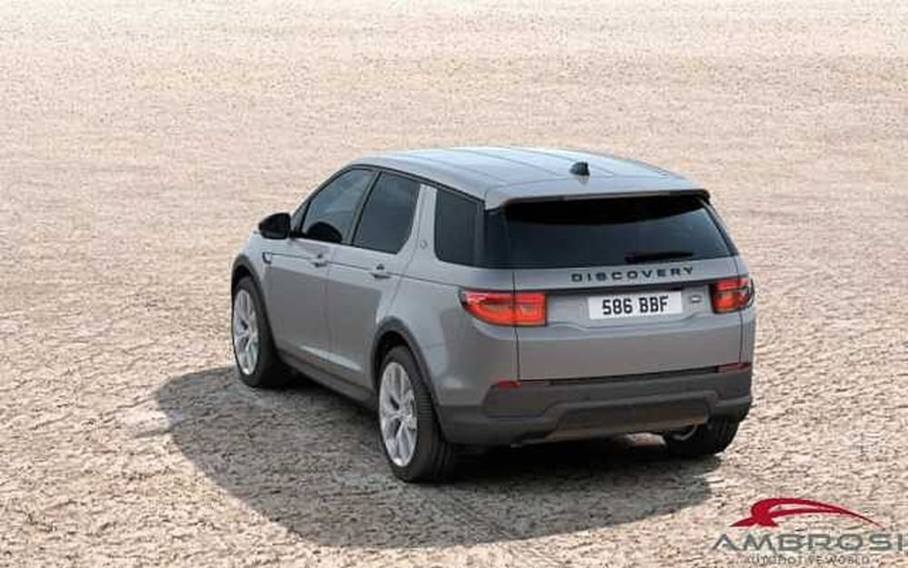 Land Rover Discovery Sport nuova a Viterbo (5)