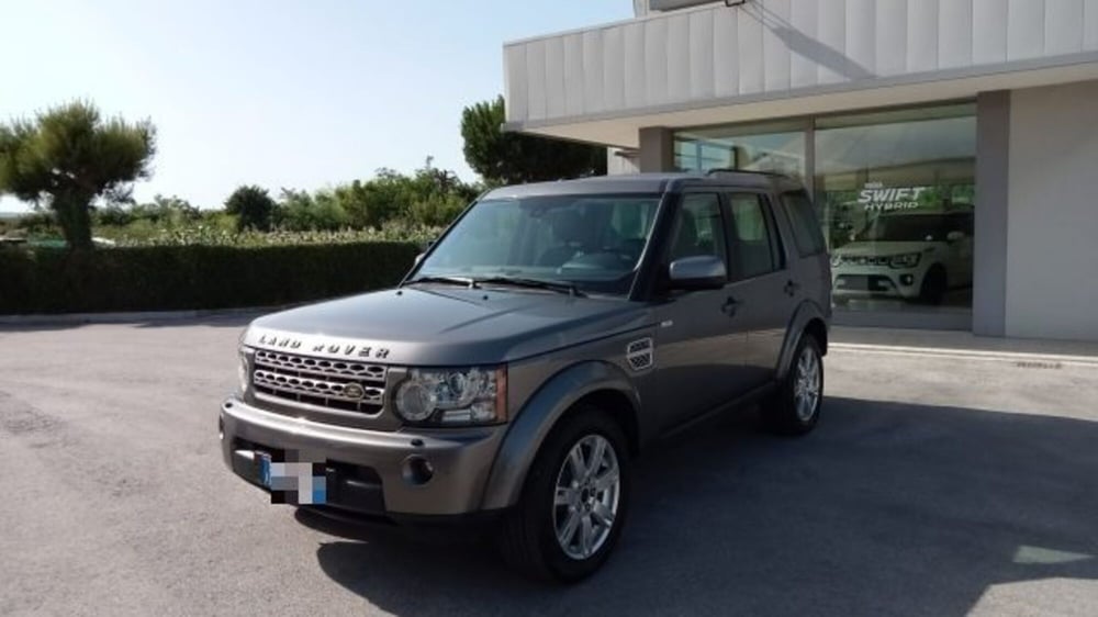 Land Rover Discovery usata a Macerata