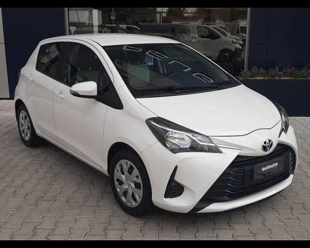 Toyota Yaris usata a Napoli (3)