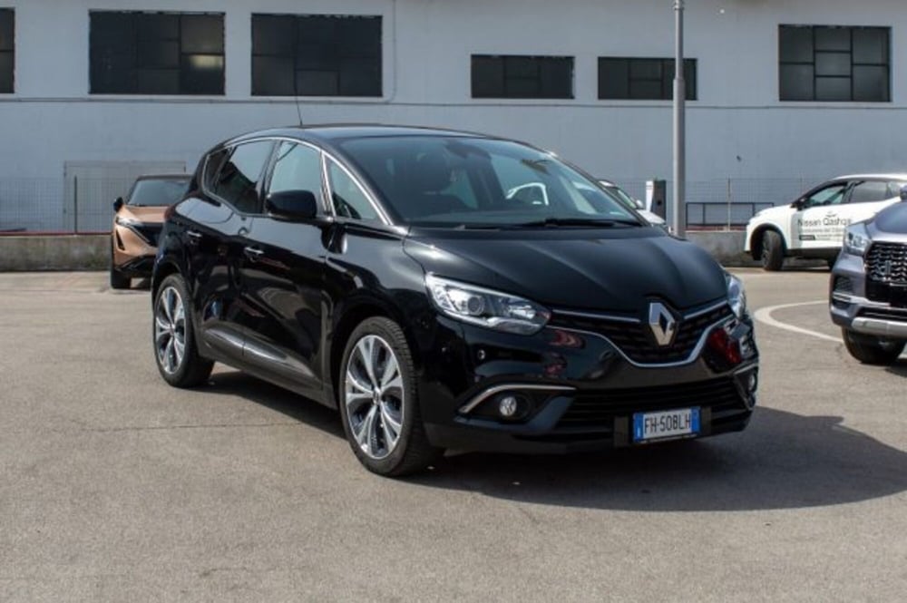 Renault Scenic E-Tech Electric usata a Latina